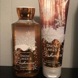 Bath and body works snowflakes and cashmere set